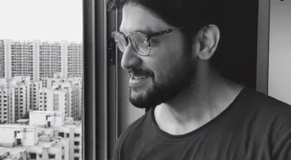 dure thaka kacher manush