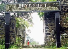 boxa fort and turist